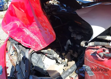 2015 Ford Fiesta Se z USA, uszkodzony, nr VIN 3FADP4BJ7FM223982